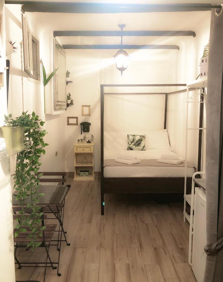 Jungle 13 - Room And Apartments Napoli Eksteriør bilde